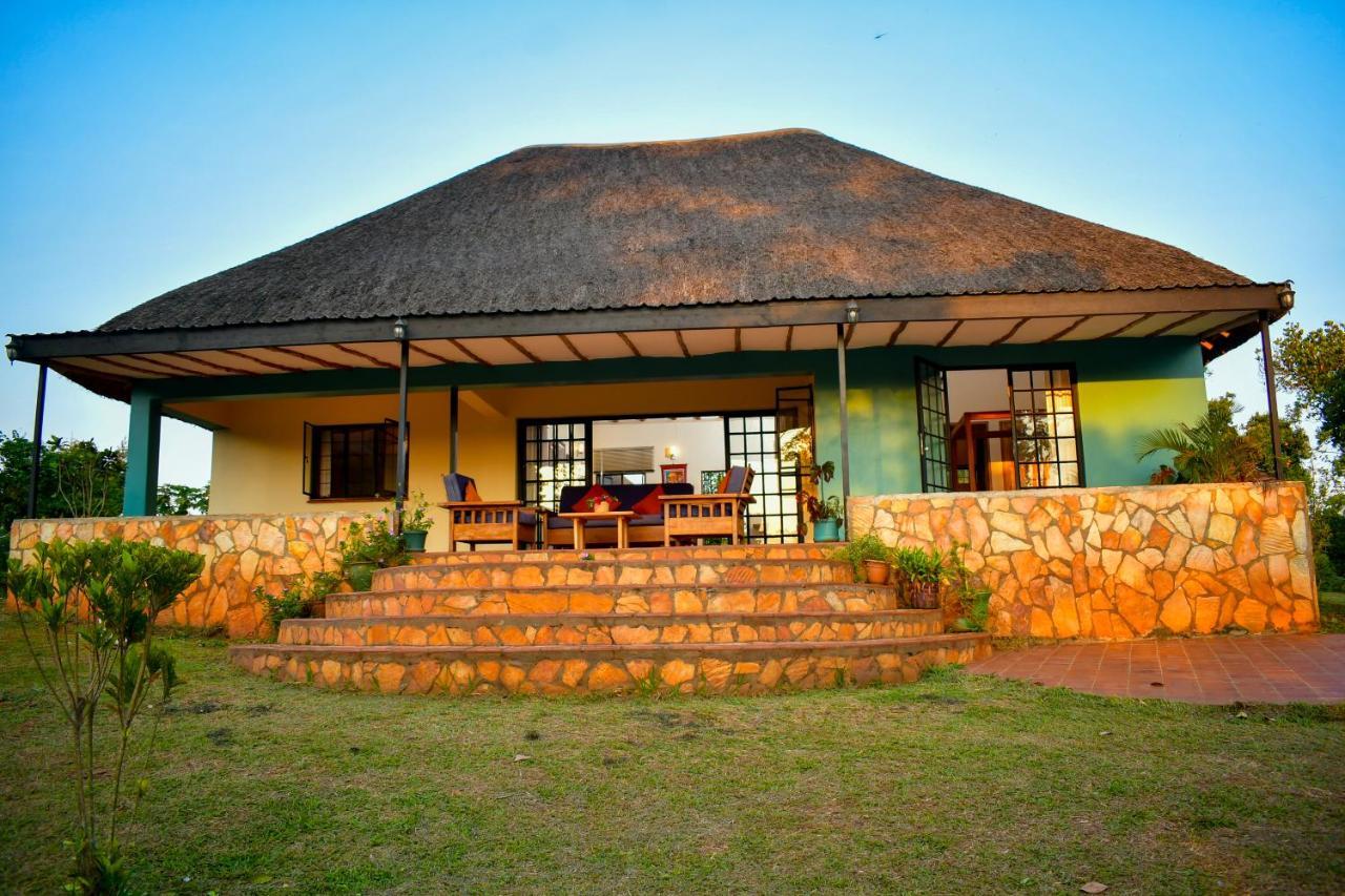 Buyala Bliss On The Nile Villa จินจา ภายนอก รูปภาพ